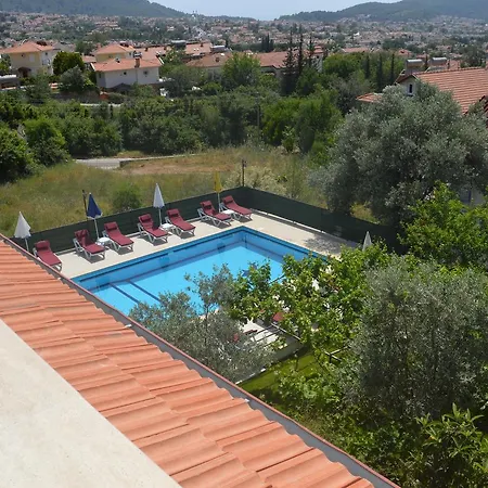 Gold Monami Boutique Bed & Breakfast